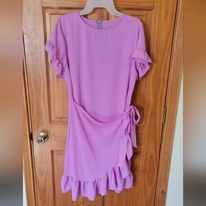 Women's Tie Front Ruffle Accent Dress Size  Large
